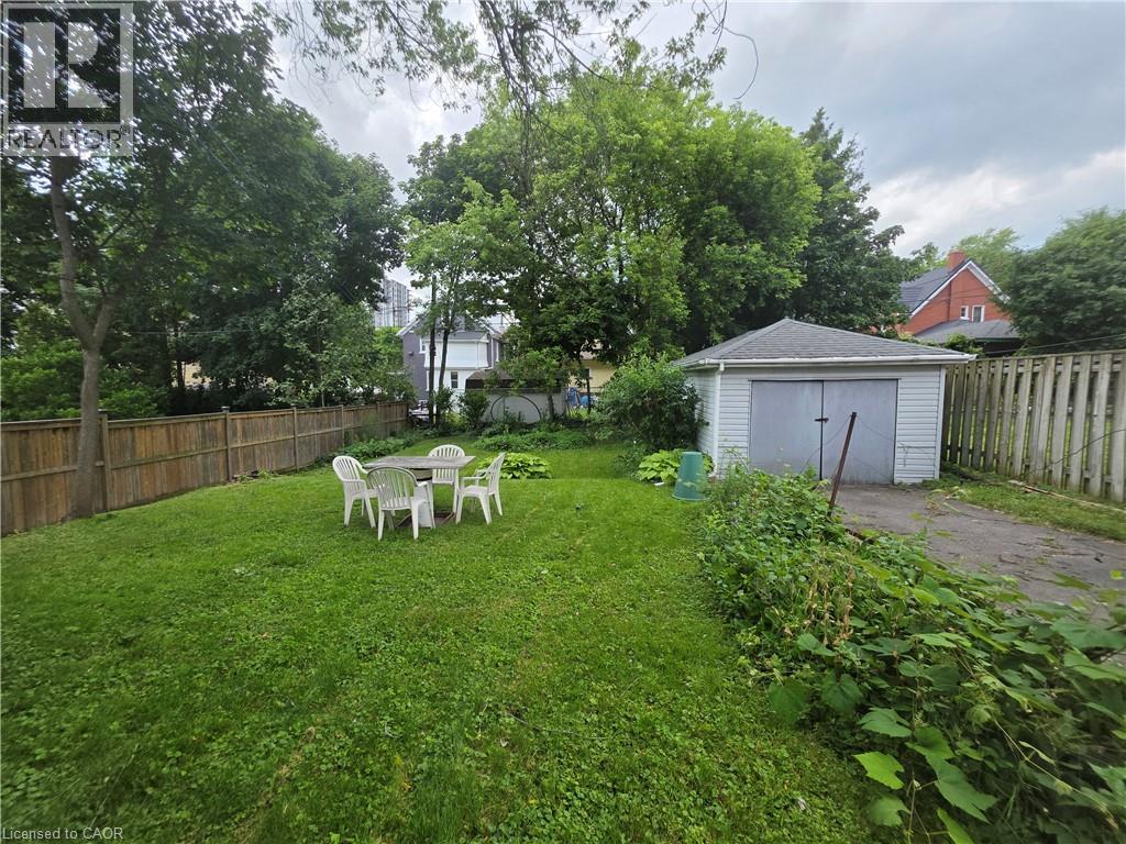 20 Fairview Avenue Property Photo 4