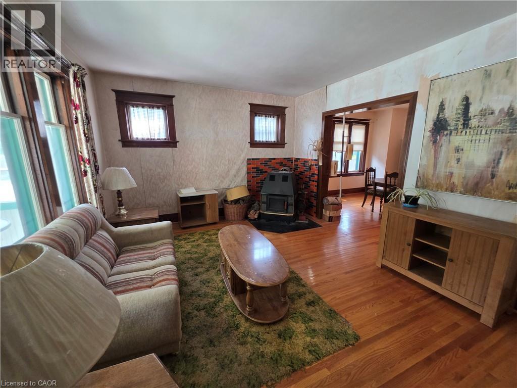 20 Fairview Avenue Property Photo 5