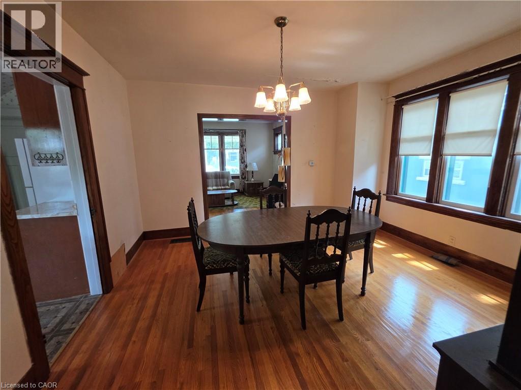 20 Fairview Avenue Property Photo 12