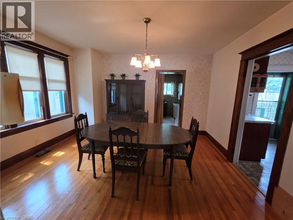 20 Fairview Avenue Property Photo 13