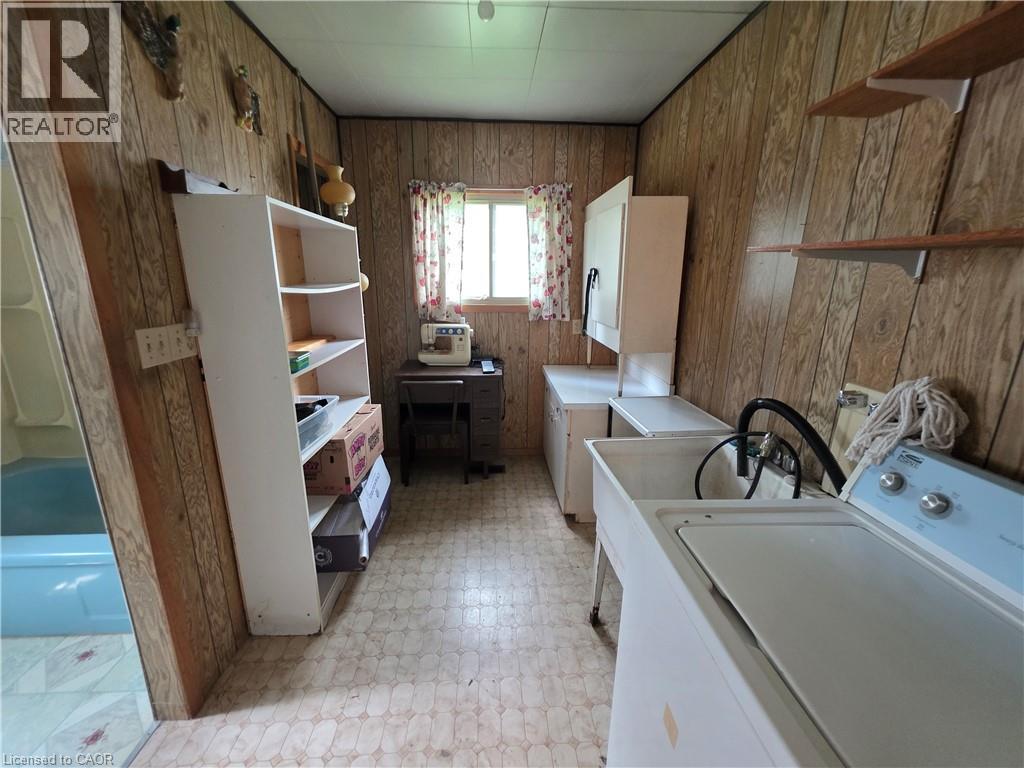 20 Fairview Avenue Property Photo 18