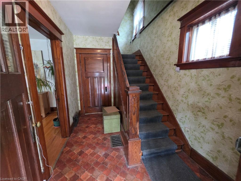 20 Fairview Avenue Property Photo 20