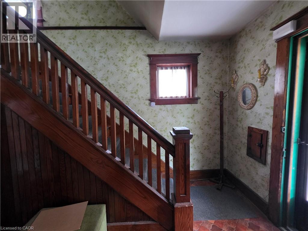 20 Fairview Avenue Property Photo 21