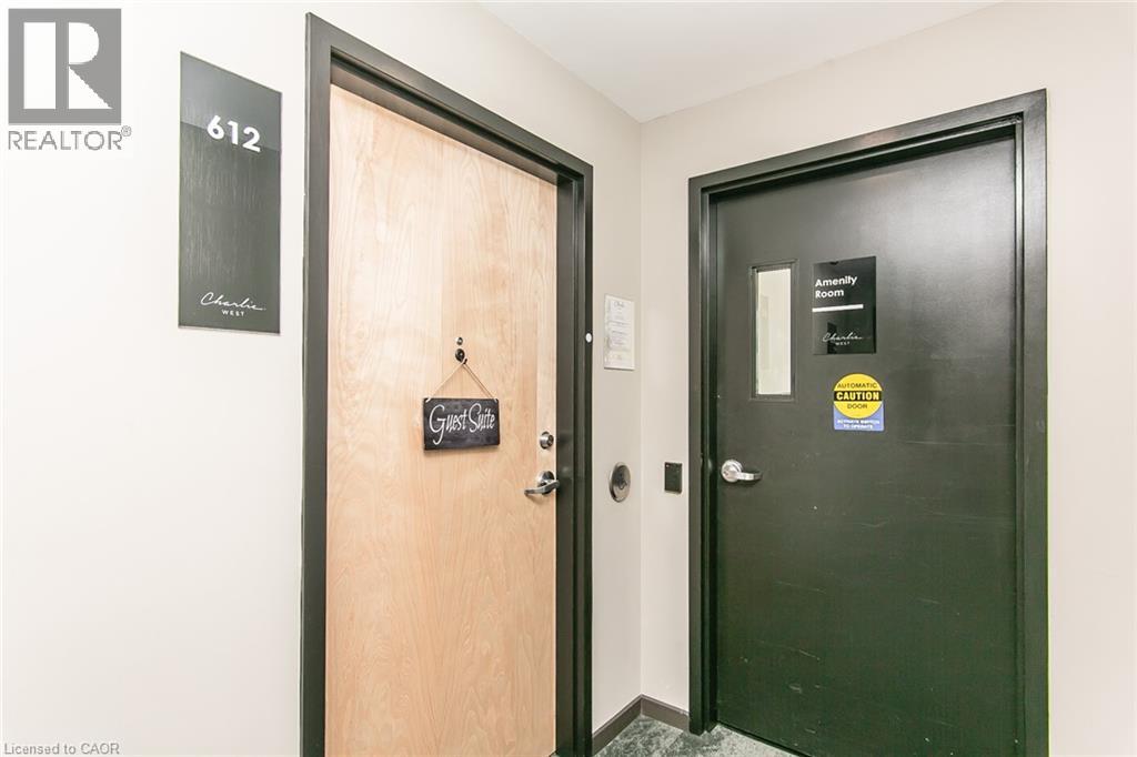 60 Charles Street W Unit# 2903 Property Photo 36