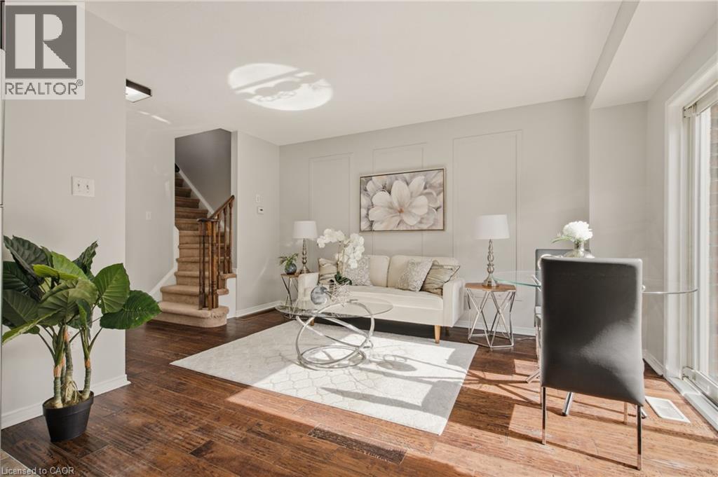 54 Duncan Avenue Property Photo 4