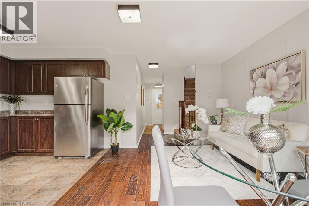54 Duncan Avenue Property Photo 6
