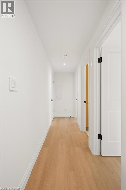 563 Wellington Street N Unit# 2 Property Photo 14