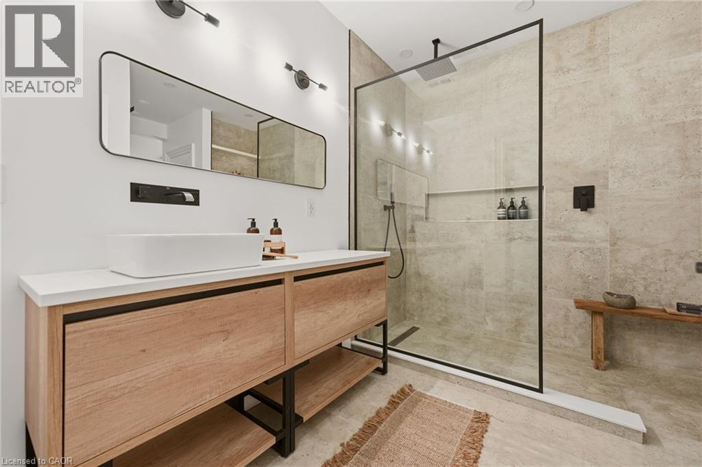 175 North Shore Boulevard W Property Photo 35