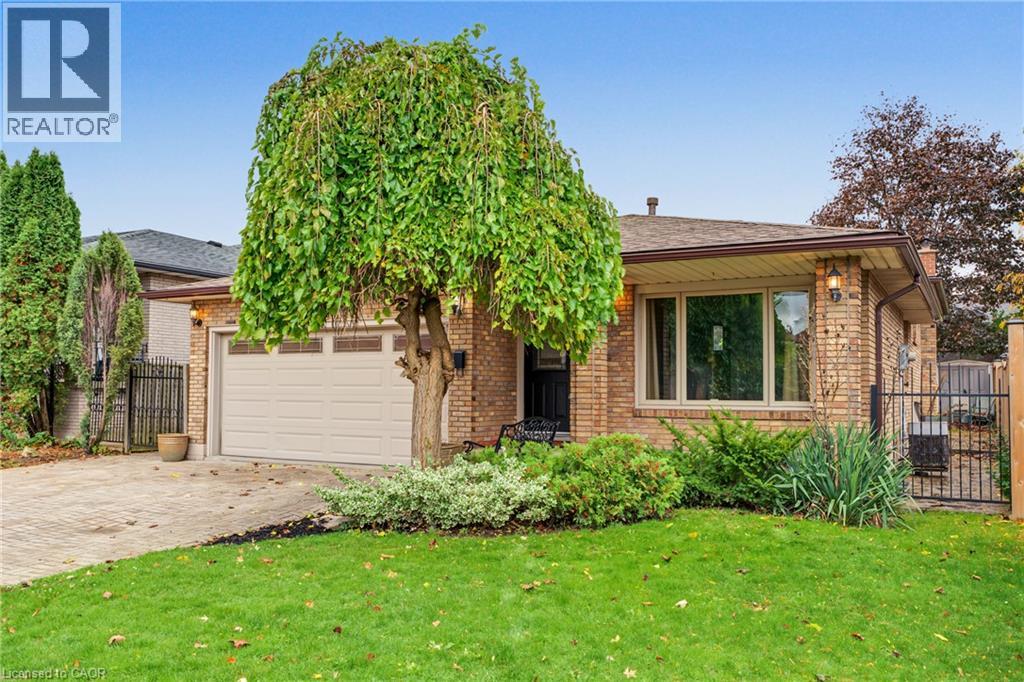 8 Valanna Court Property Photo 2