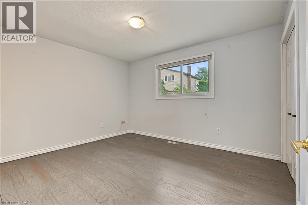 8 Valanna Court Property Photo 18