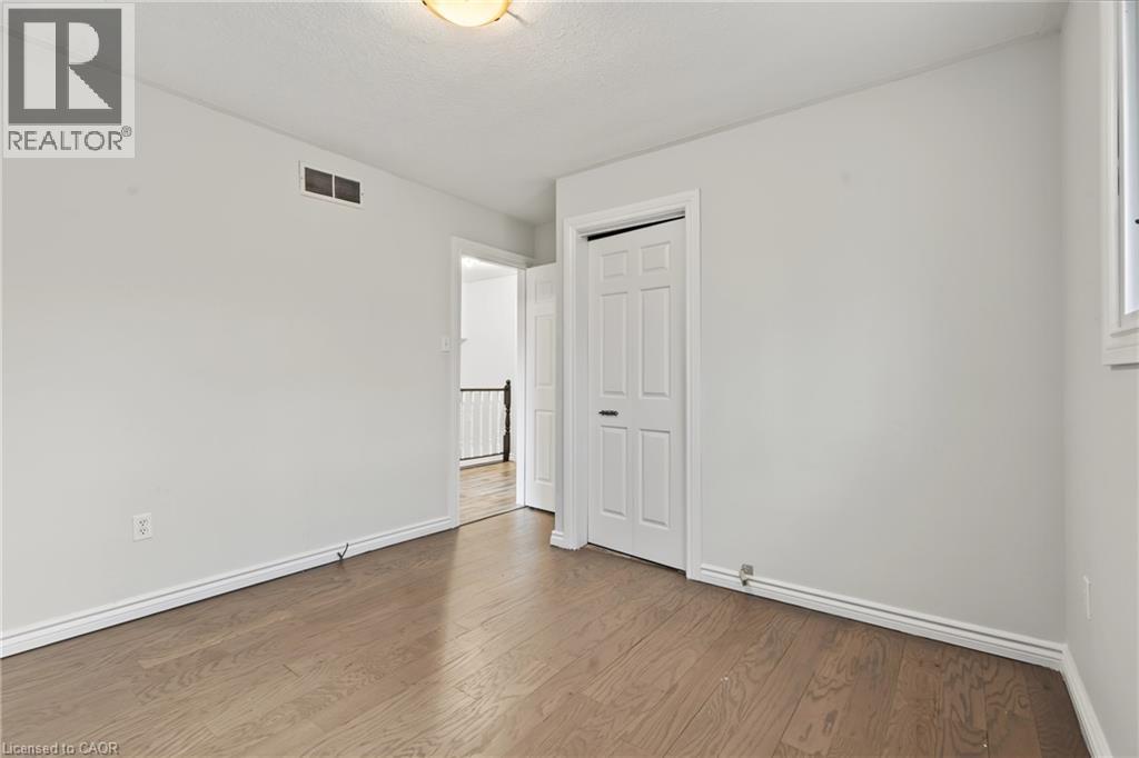 8 Valanna Court Property Photo 20