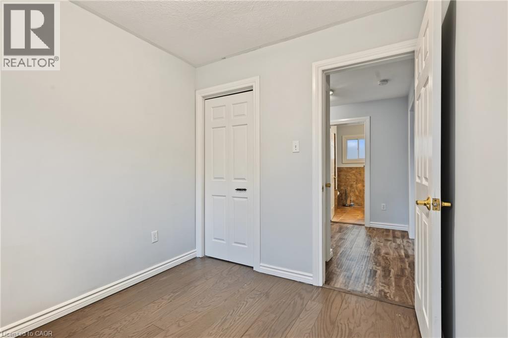 8 Valanna Court Property Photo 22