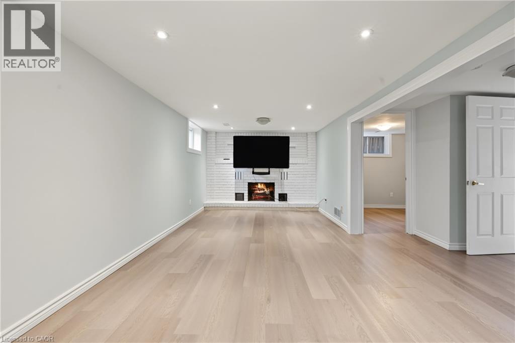 8 Valanna Court Property Photo 25