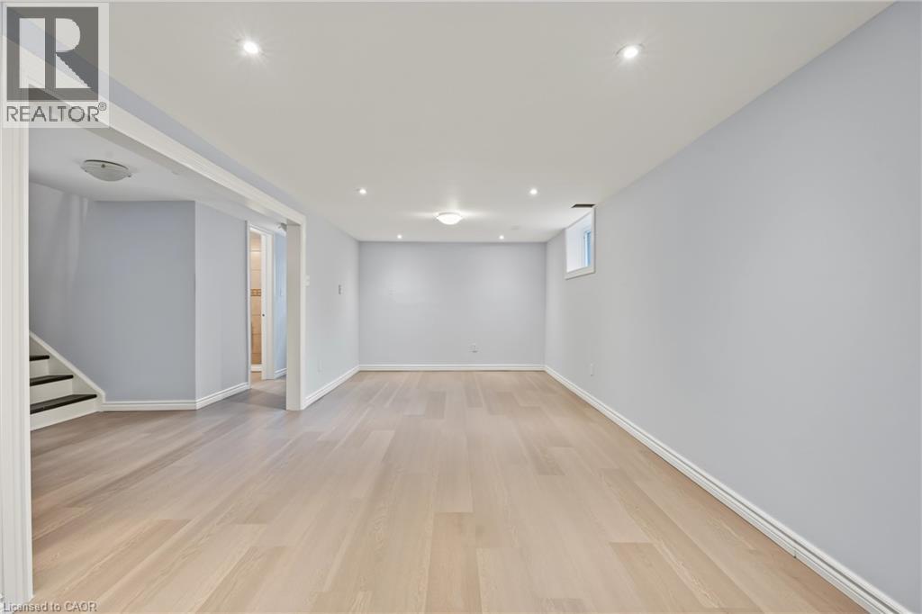 8 Valanna Court Property Photo 26