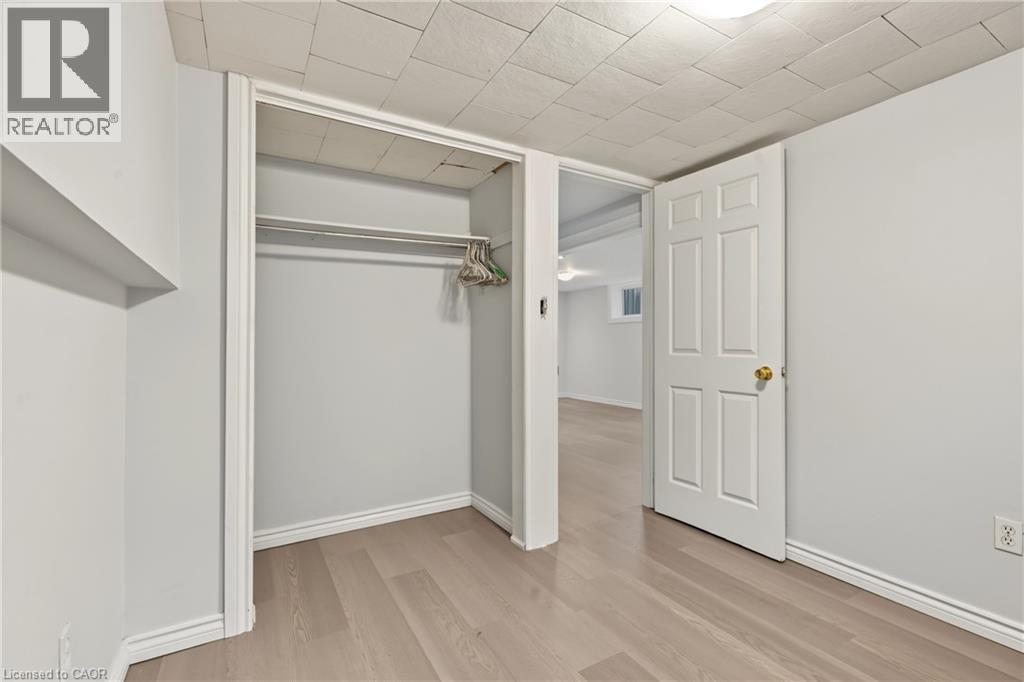 8 Valanna Court Property Photo 28