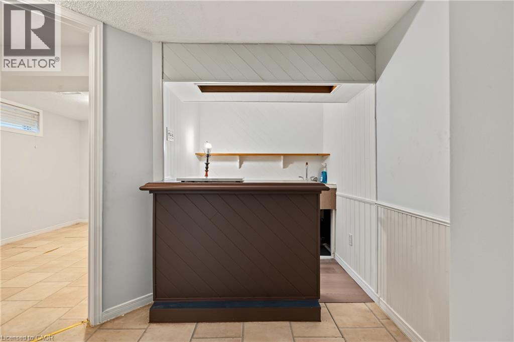 8 Valanna Court Property Photo 35