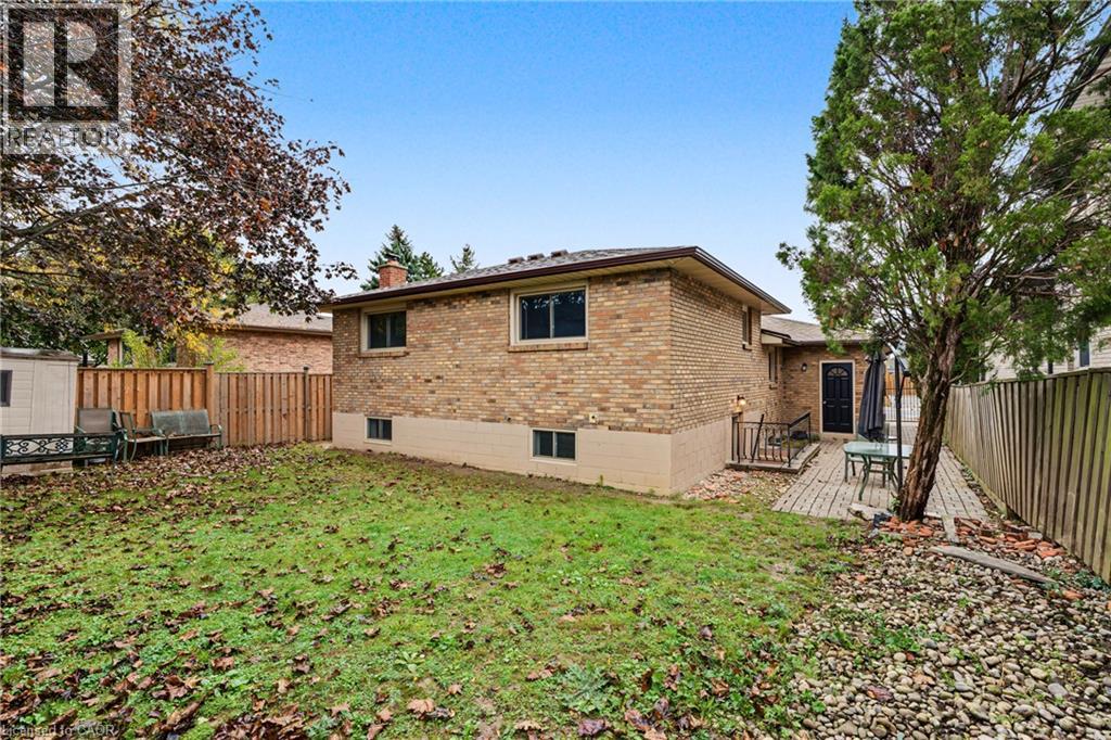 8 Valanna Court Property Photo 40