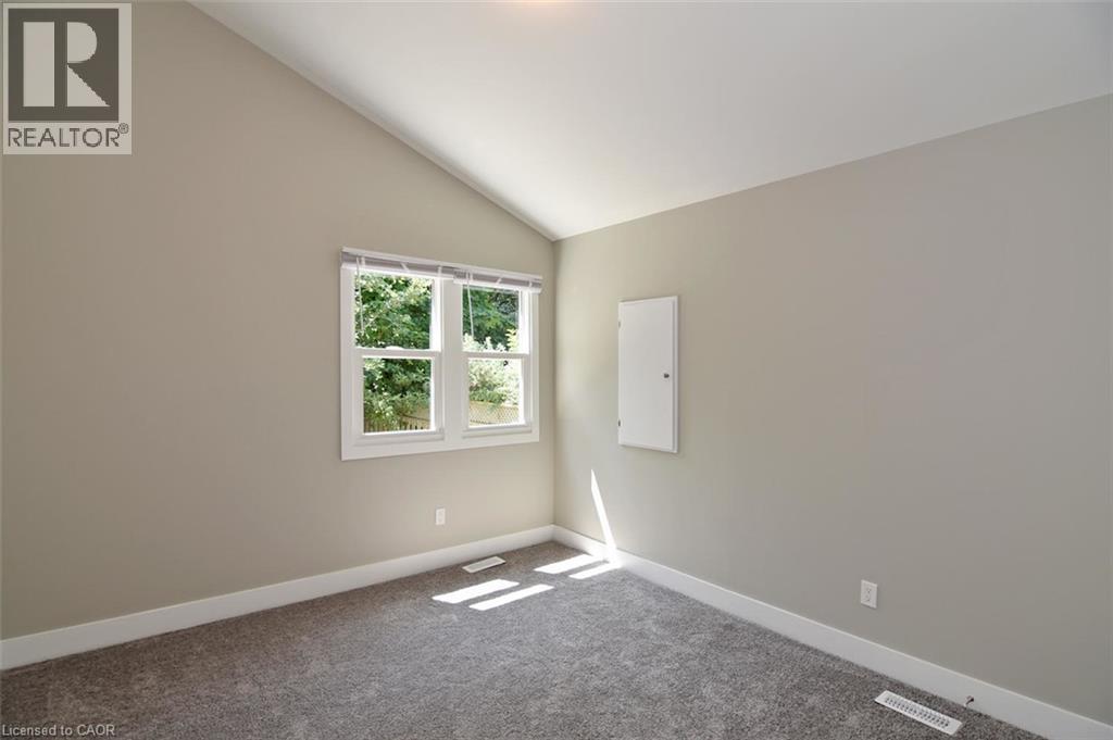 1 Southwood Crescent Property Photo 24