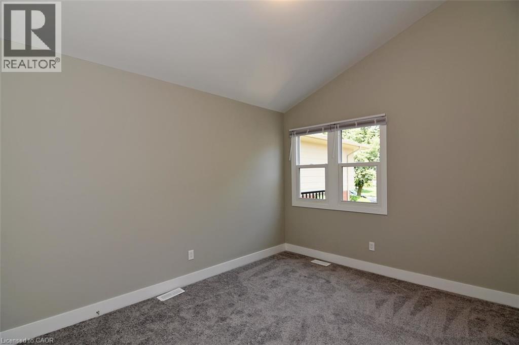 1 Southwood Crescent Property Photo 25