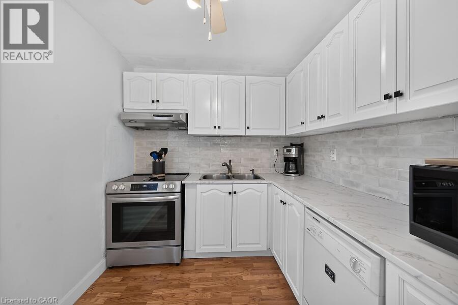202 East 26th Street Property Photo 18