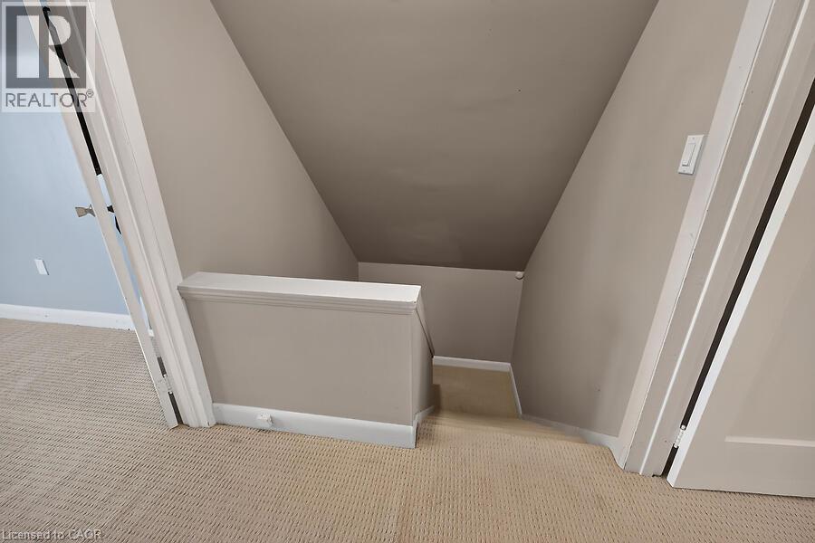 202 East 26th Street Property Photo 29
