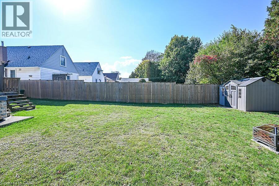 202 East 26th Street Property Photo 44
