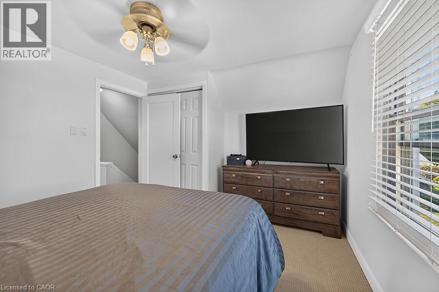 202 East 26th Street Property Photo 50