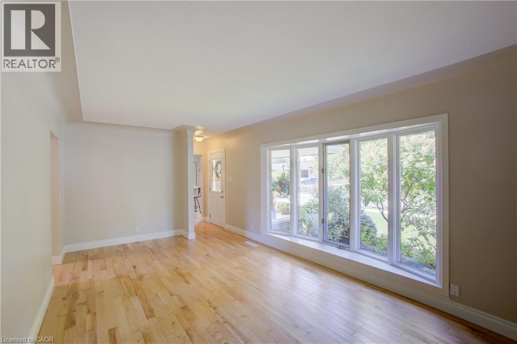 24 Valewood Place Property Photo 5