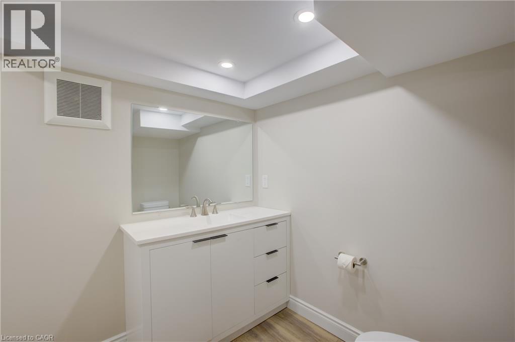 24 Valewood Place Property Photo 34