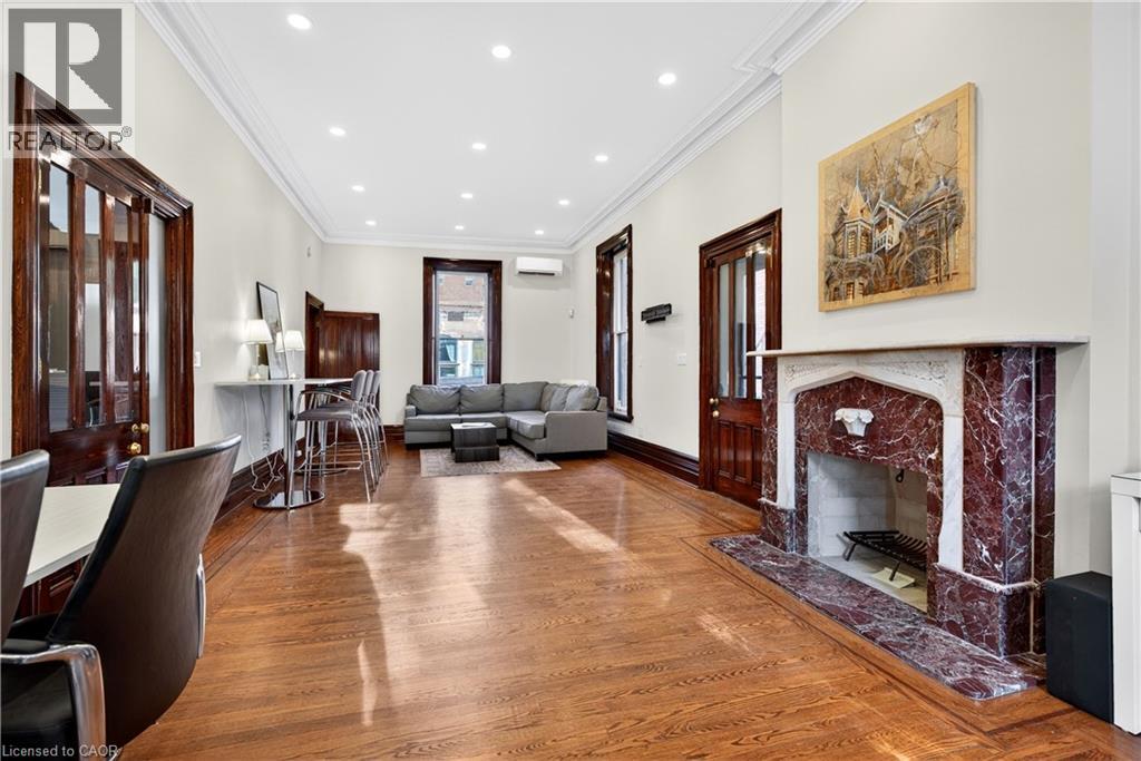 183 James Street S Property Photo 15