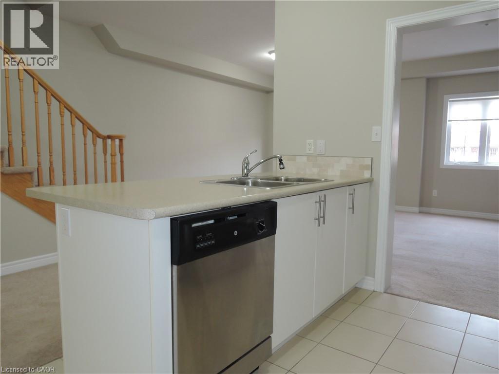 23 Nisbet Boulevard Property Photo 10