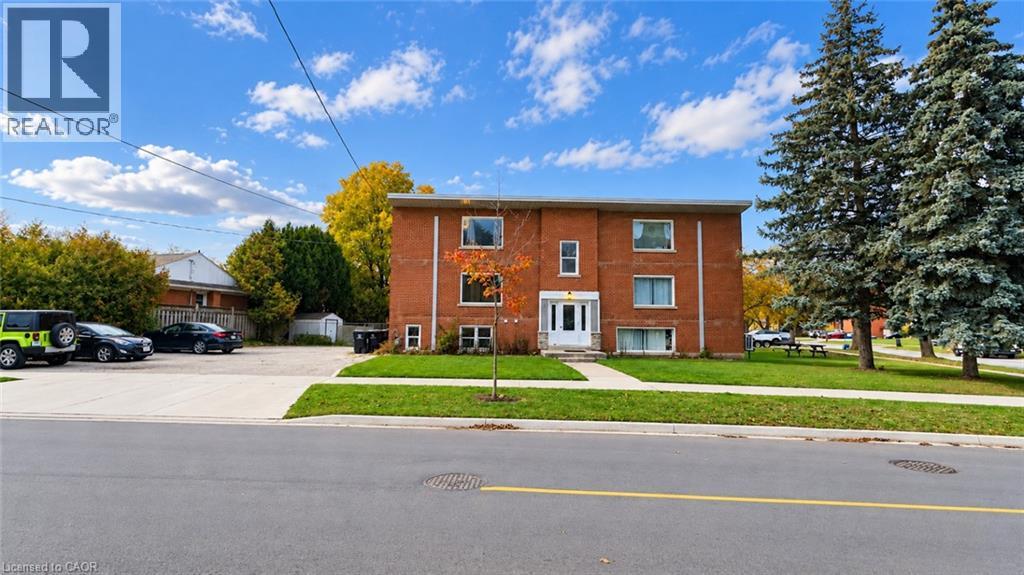 157 Bruce Street Unit# 4 Property Photo 2