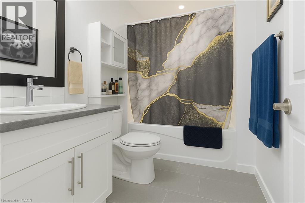 157 Bruce Street Unit# 4 Property Photo 6