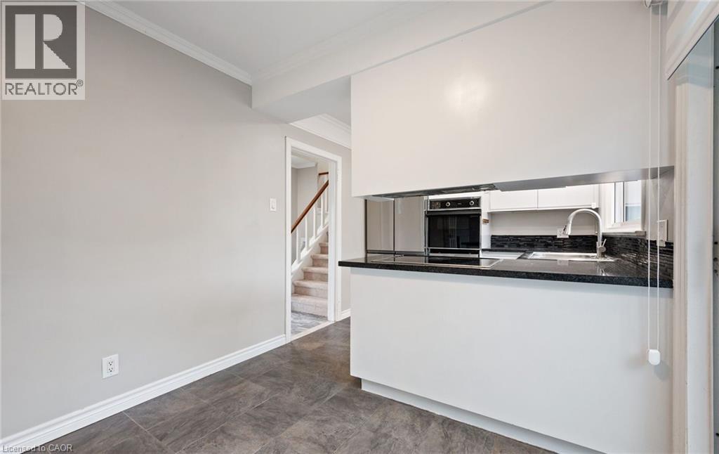 251 Third Line Property Photo 16
