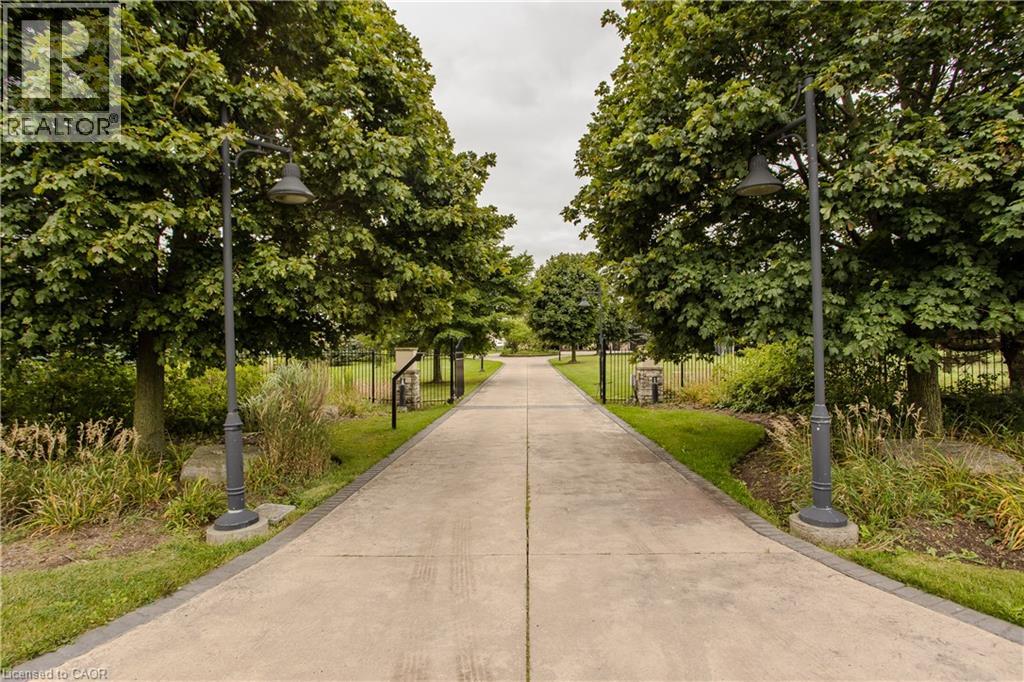 5200 No 2 Side Road Property Photo 3