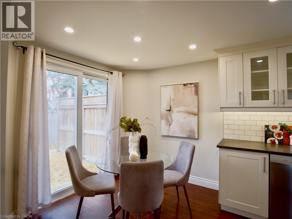 449 Exmoor Street Property Photo 9