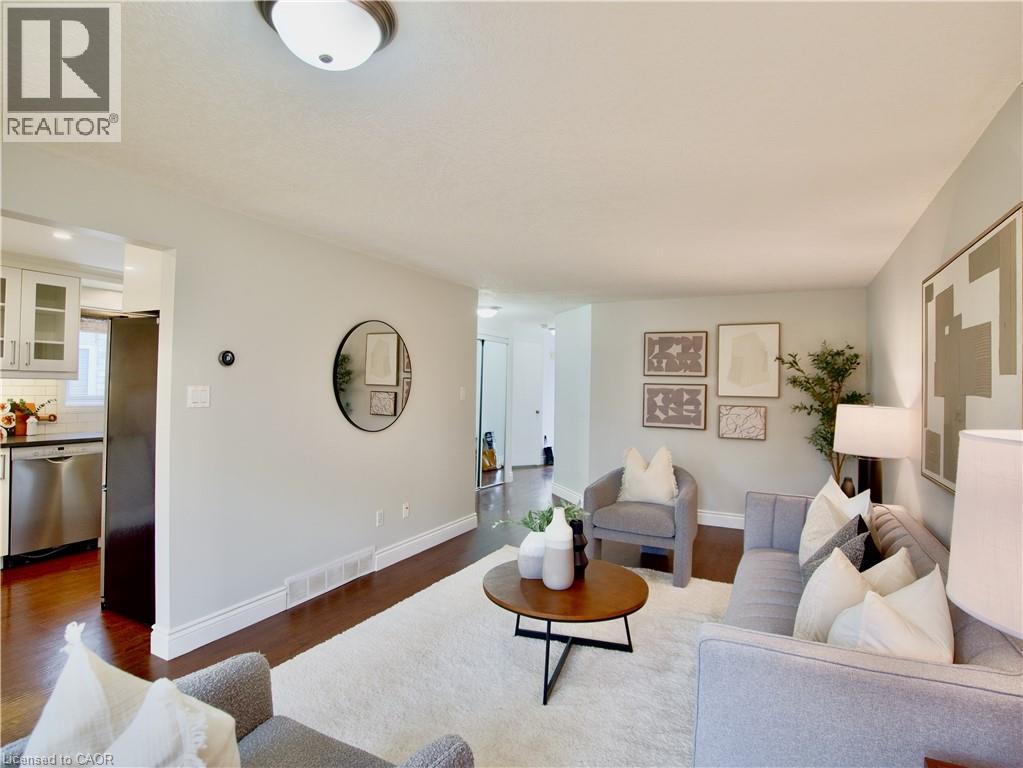 449 Exmoor Street Property Photo 14