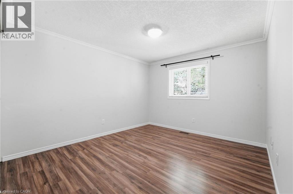 449 Exmoor Street Property Photo 22