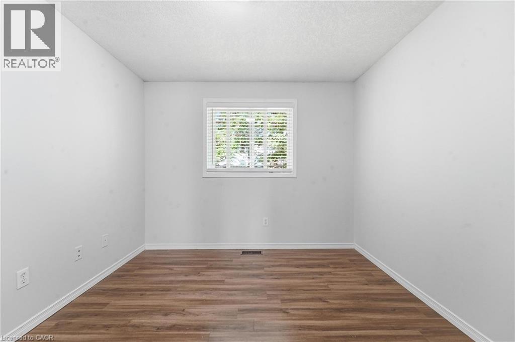 449 Exmoor Street Property Photo 25