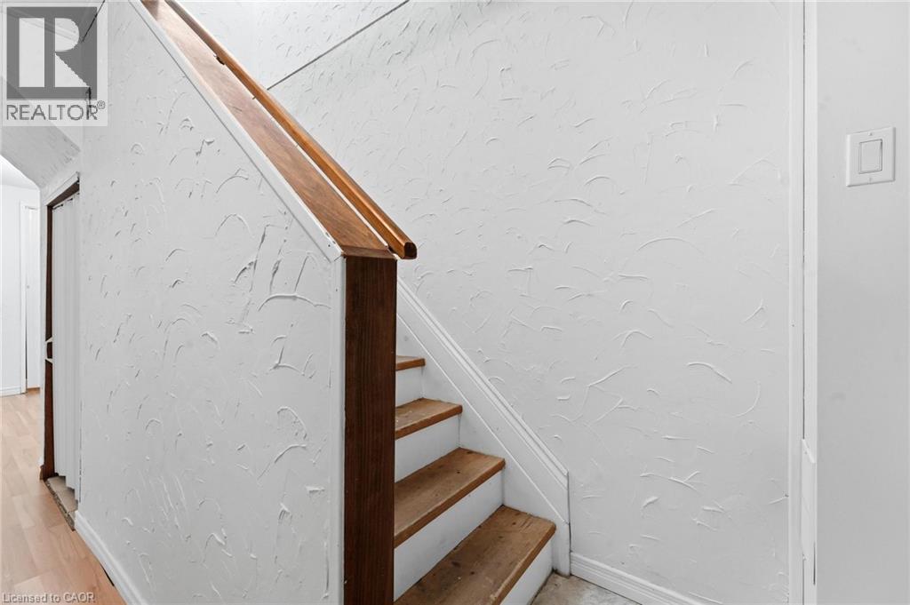 449 Exmoor Street Property Photo 26