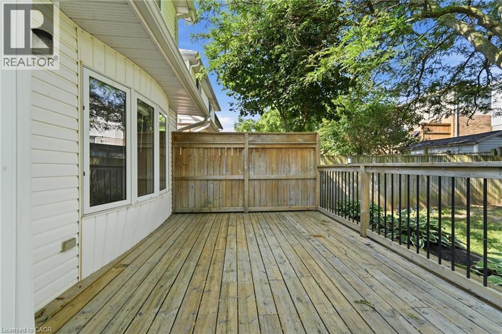 449 Exmoor Street Property Photo 35