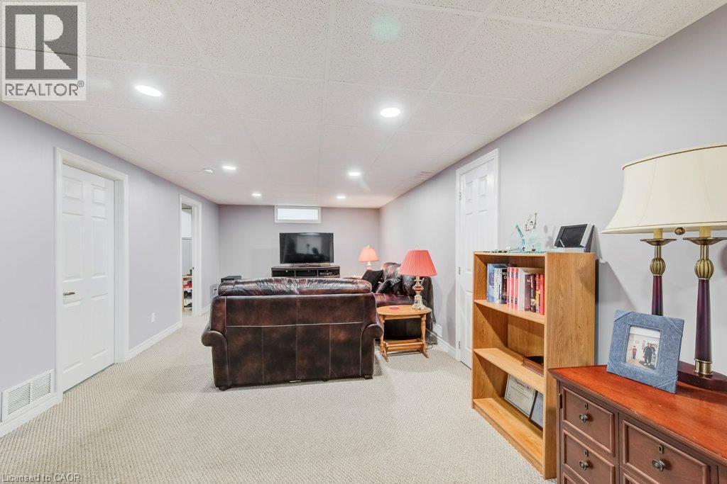 79 Hoffman Street Property Photo 28