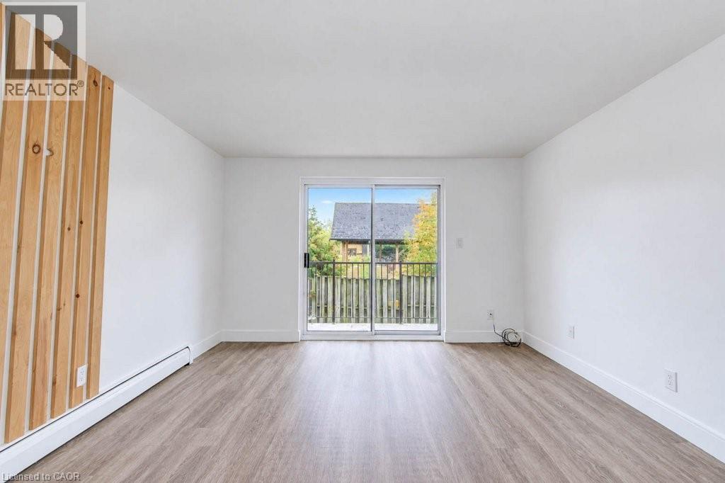 199 Ahrens Street W Property Photo 15
