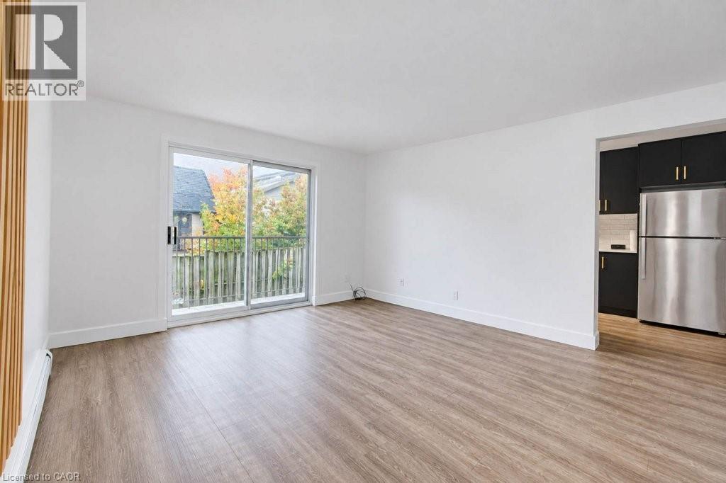 199 Ahrens Street W Property Photo 16