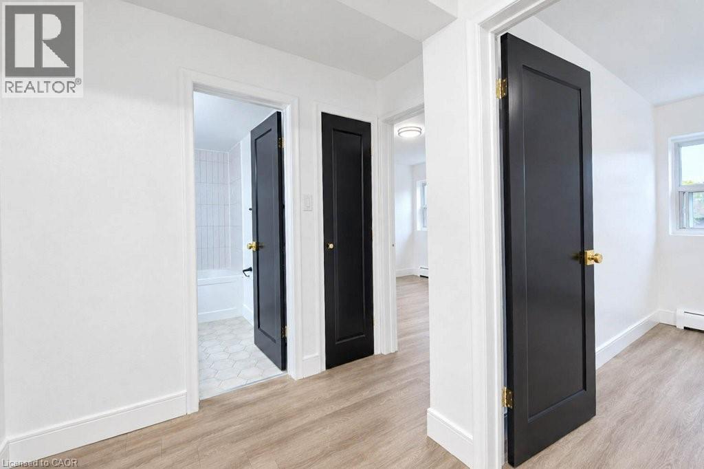 199 Ahrens Street W Property Photo 22