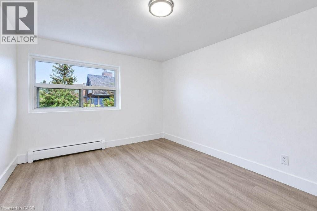 199 Ahrens Street W Property Photo 23