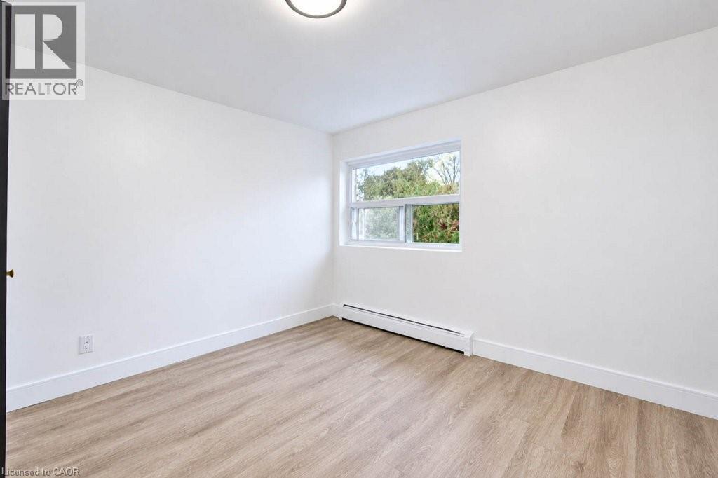 199 Ahrens Street W Property Photo 24