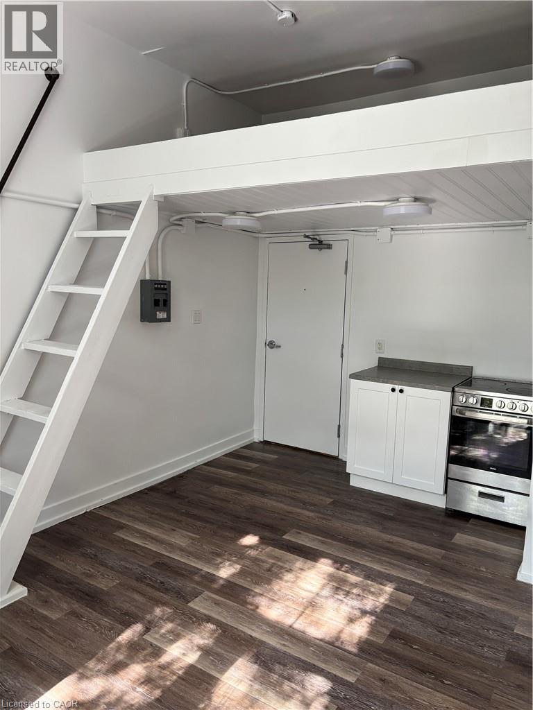 123 Macnab Street S Unit# 12 Property Photo 7