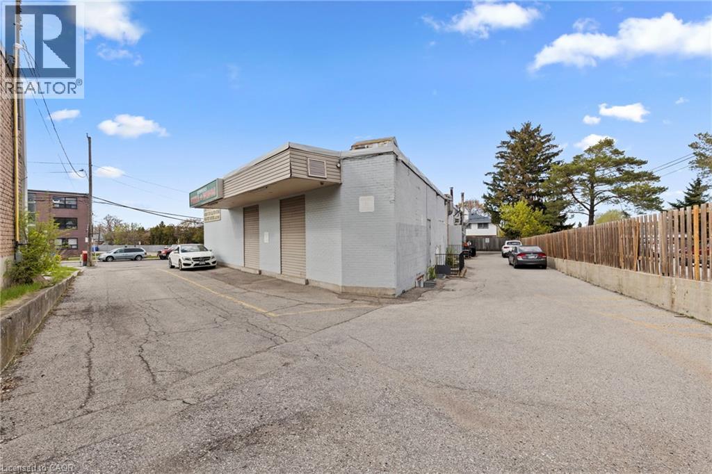 125 Gailmont Drive Property Photo 7