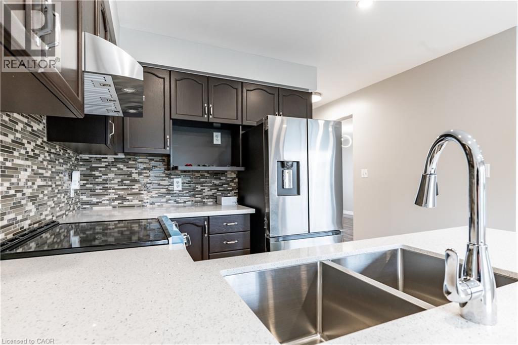 48 White Sands (upper) Court Unit# Upper Property Photo 11